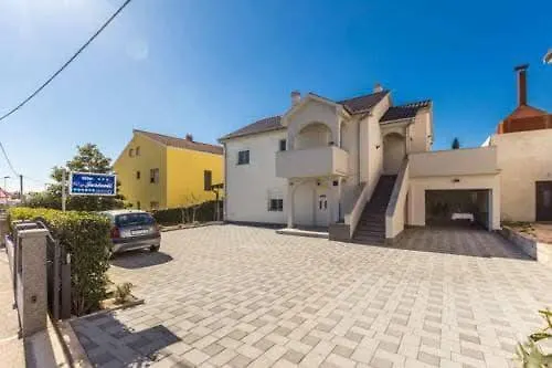 Villa Jurcevic Zara Appartamento